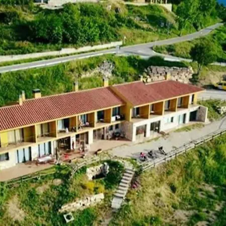 Rural Cor De Prades Aparthotel